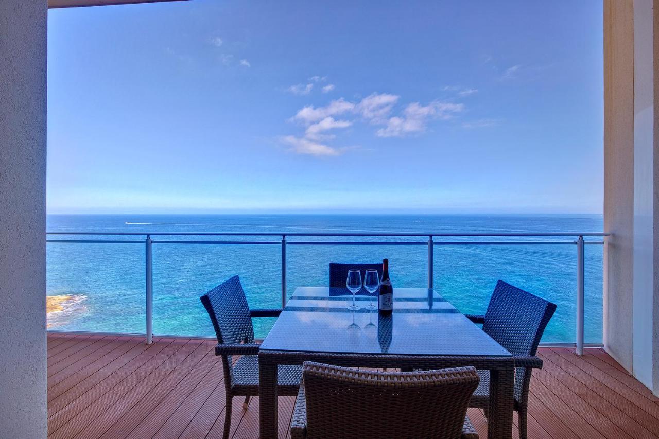 Luxurious Apt With Ocean Views And Pool In Tigne Point Sliema Esterno foto